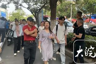 太阳报：滕哈赫很欣赏弗莱彻的儿子杰克，下赛季可能将其外租锻炼